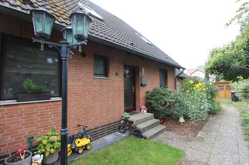 Foto - Haus zum Mieten in Burgdorf 1.648,50 € 150 m²