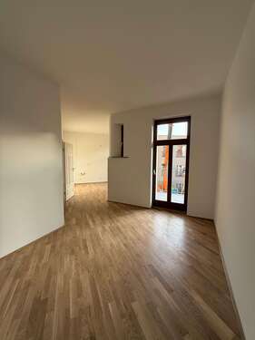 Foto - Wohnung zum Mieten in Halle 895,00 € 89.53 m²