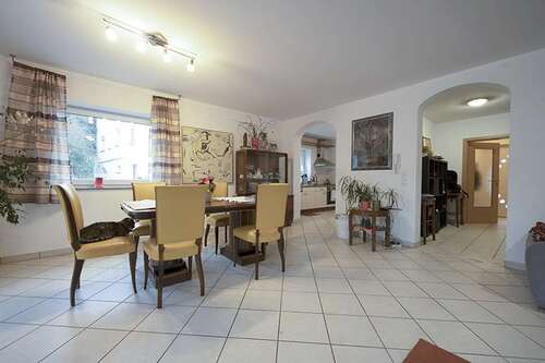 Foto - Haus zum Kaufen in Sulzbachtal 498.000,00 € 244 m²