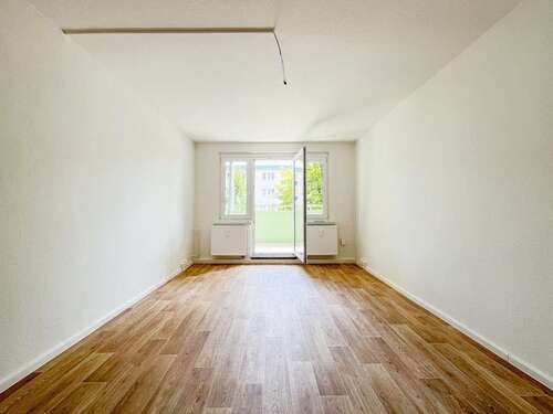 Foto - Wohnung zum Mieten in Chemnitz 330,00 € 58.95 m²
