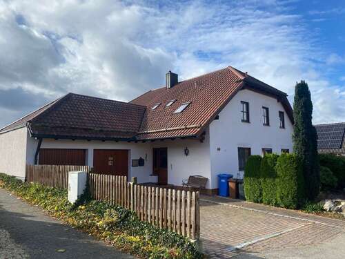 Foto - Wohnung zum Mieten in Abensberg 730,00 € 76 m²