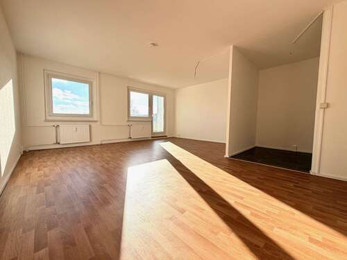Foto - Wohnung zum Mieten in Plauen 348,00 € 69.3 m²