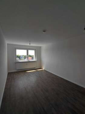 Foto - Wohnung zum Mieten in Borna 455,97 € 79 m²