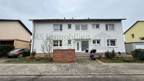 Foto - Haus zum Kaufen in Lampertheim 820.000,00 € 320 m²