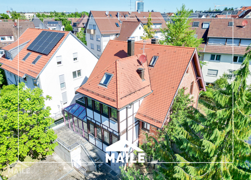 Foto - Haus zum Kaufen in Stuttgart Degerloch 1.398.000,00 € 179 m²