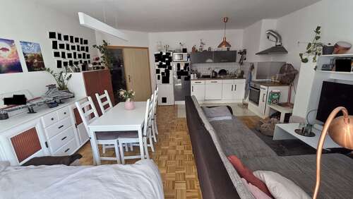 Foto - Wohnung zum Mieten in Erfurt 550,00 € 60.69 m²