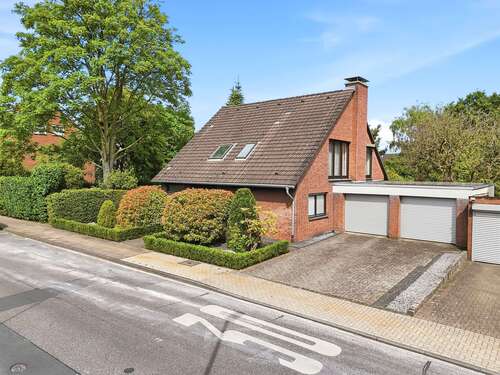 Foto - Haus zum Kaufen in Dormagen 650.000,00 € 154.65 m²