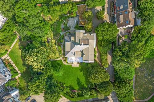 Foto - Haus zum Kaufen in Hamburg 6.750.000,00 € 561 m²