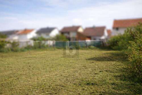 Foto - Grundstück zu verkaufen in Königsbach-Stein 279.000,00 € 500 m²