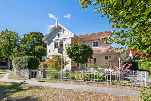 Foto - Haus zum Kaufen in Hohen Neuendorf 1.150.000,00 € 263 m²