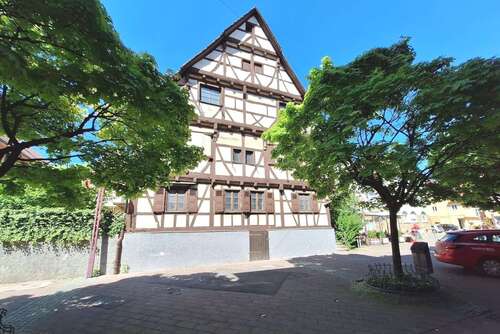 Foto - Haus zum Kaufen in Stuttgart 595.000,00 € 221 m²