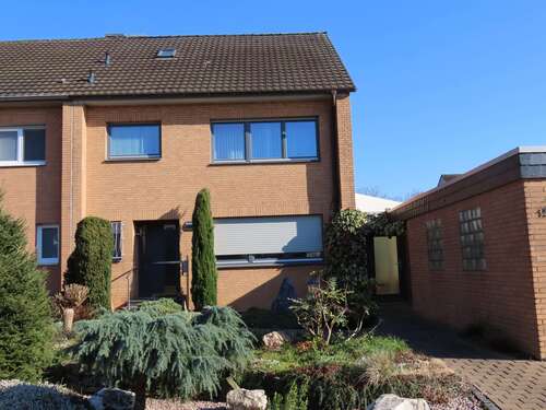 Foto - Haus zum Kaufen in Dormagen 495.000,00 € 137 m²