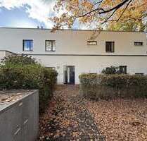 Haus zum Mieten in Berlin-Zehlendorf 2.474,15 € 146.66 m²