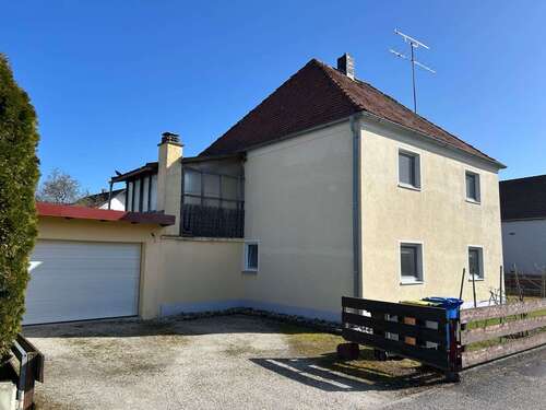 Foto - Haus zum Kaufen in Wallersdorf 329.000,00 € 133 m²