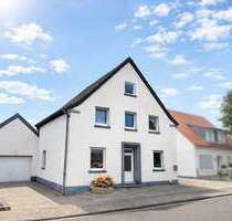 Haus zum Kaufen in Heinsberg 349.000,00 € 242 m²