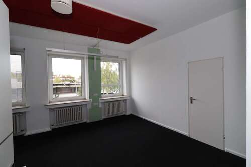 Foto - Büro in Köln 733,00 € 35 m² - 733,00&nbsp;EUR Kaltmiete, ca.&nbsp; 35,00&nbsp;m&sup2;