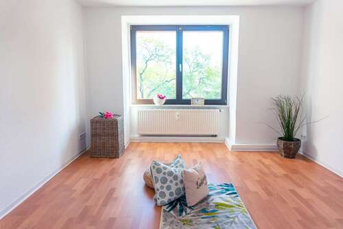 Foto - Wohnung zum Mieten in Chemnitz 243,00 € 47.73 m²