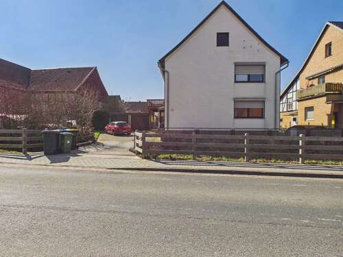 Foto - Haus zum Kaufen in Lamspringe 95.000,00 € 174.5 m²