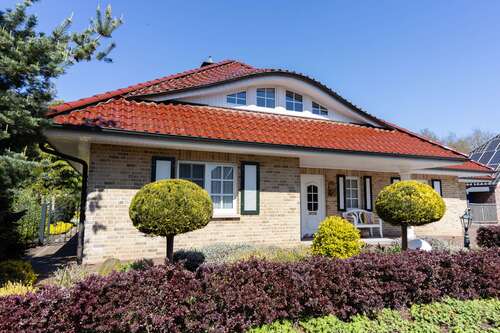 Foto - Haus zum Kaufen in Sustrum Neusustrum 595.000,00 € 292.2 m²