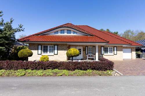 Foto - Haus zum Kaufen in Sustrum Neusustrum 595.000,00 € 292.2 m²