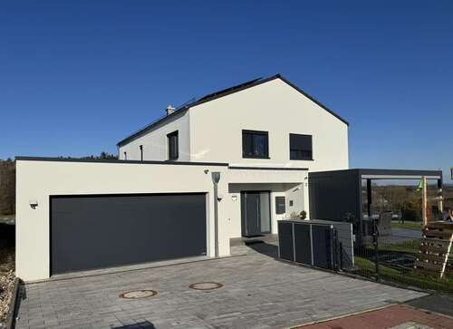 Foto - Haus zum Kaufen in Kirchenthumbach 790.000,00 € 186 m²