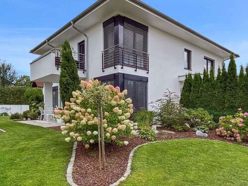 Foto - Haus zum Kaufen in Roßbach 825.000,00 € 245.65 m²