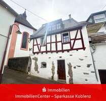 Haus zum Kaufen in Burgen 145.000,00 € 90 m²