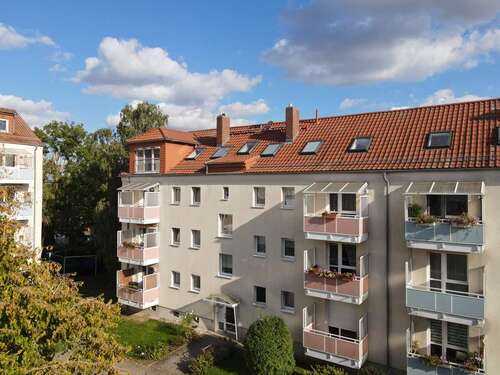 Foto - Wohnung zum Kaufen in Halle 225.000,00 € 118 m²
