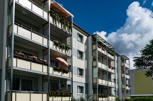 Foto - Wohnung zum Mieten in Stadtilm 314,27 € 50.77 m²