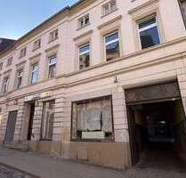 Haus zum Kaufen in Helmstedt 298.000,00 € 600 m²