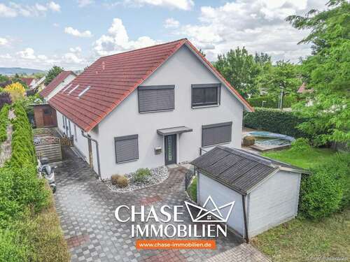 Foto - Haus zum Kaufen in Hameln Klein Berkel 379.000,00 € 210.95 m²