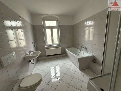 Foto - Wohnung zum Mieten in NeukirchenErzgebirge 300,00 € 60.2 m²