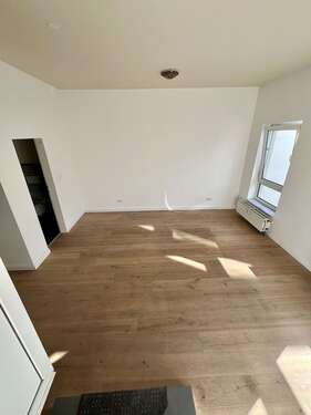 Foto - Wohnung zum Mieten in Köln 810,00 € 28 m²