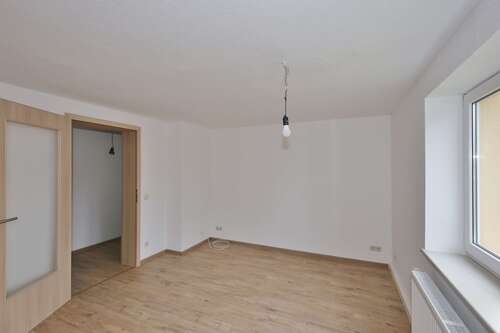 Foto - Wohnung zum Mieten in Großkayna 499,00 € 59 m²