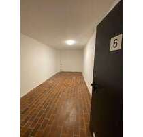 Halle in Neu-Ulm 165,00 € 14.19 m²