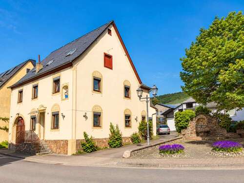Foto - Haus zum Kaufen in Kröv 185.000,00 € 160 m²
