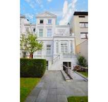 Haus zum Kaufen in Uhlenhorst 2.950.000,00 € 272 m²