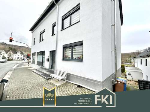 Foto - Haus zum Kaufen in Burbach 291.000,00 € 259 m²