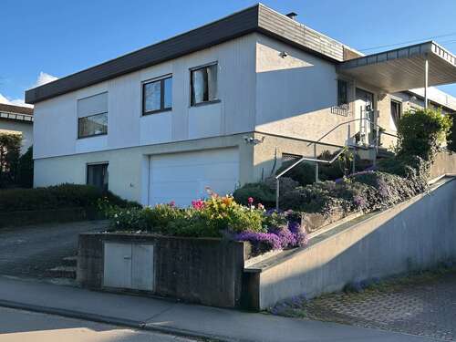 Foto - Haus zum Kaufen in Bretten 495.000,00 € 168.67 m²