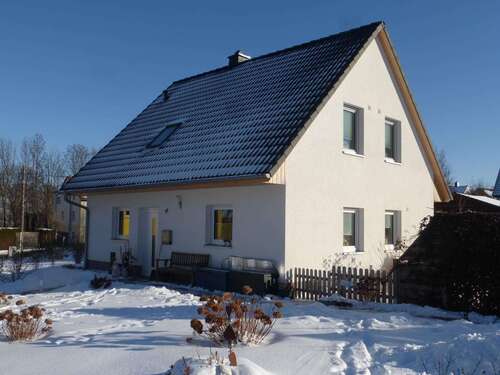 Foto - Haus zum Kaufen in Oelsnitz 350.000,00 € 117 m²