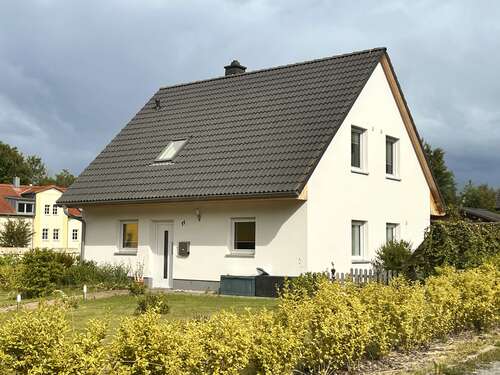 Foto - Haus zum Kaufen in Oelsnitz 340.000,00 € 117 m²