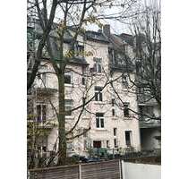 Haus zum Kaufen in Frankfurt am Main 1.640.000,00 € 409.33 m²