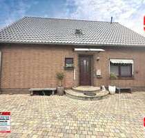 Haus zum Kaufen in Rees 299.000,00 € 199 m²