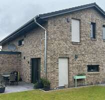 Haus zum Mieten in Hemmoor 1.200,00 € 101 m²