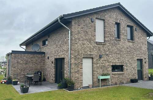 Foto - Haus zum Mieten in Hemmoor 1.200,00 € 101 m²