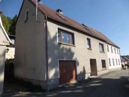 Foto - Haus zum Kaufen in Lichtenstein 150.000,00 € 140 m²