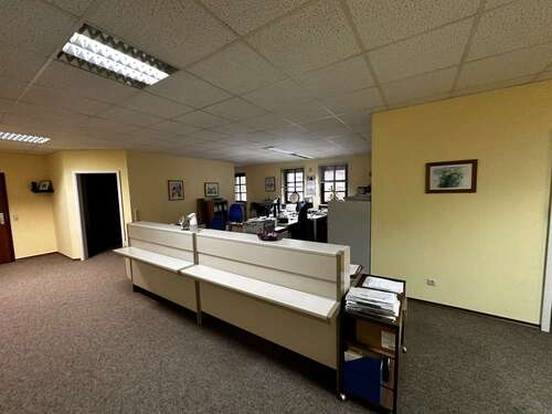 Foto - Büro in Rülzheim 1.420,00 € 142 m²