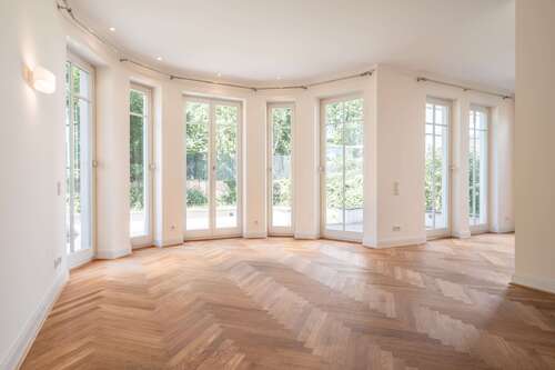 Foto - Haus zum Kaufen in Düsseldorf-Zoo 5.500.000,00 € 426 m²
