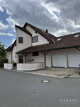 Foto - Wohnung zum Mieten in Hallerndorf 1.250,00 € 150 m²