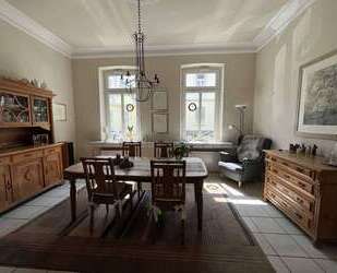 Haus zum Kaufen in Duisburg 385.000,00 € 243 m²